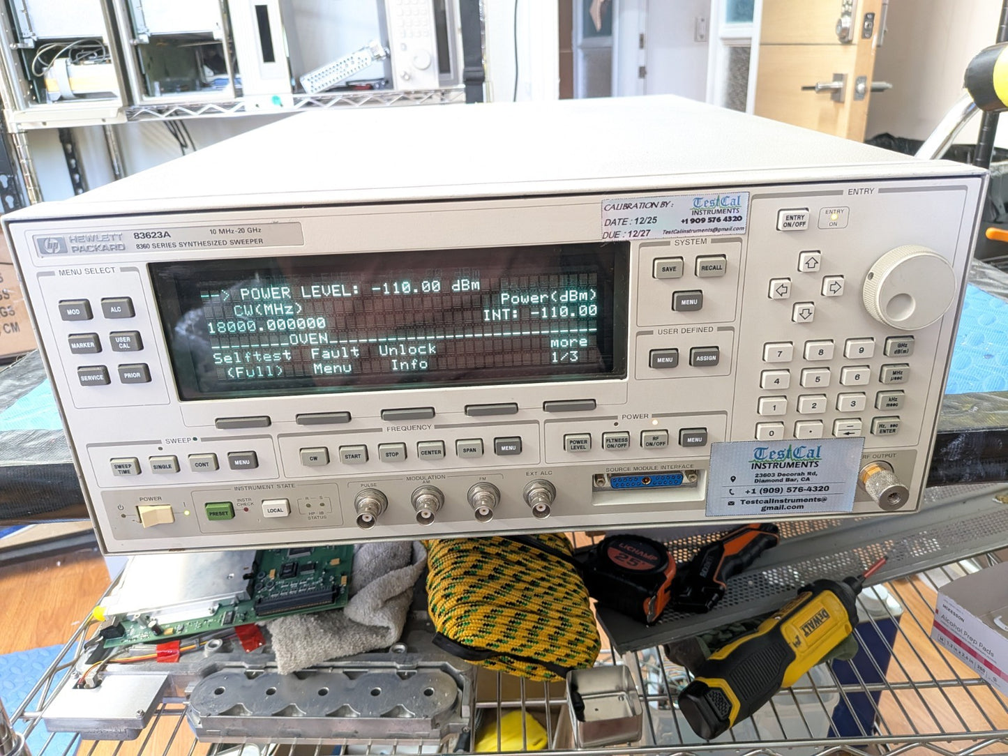 HP Agilent 83623A/B Signal Generator CW/Sweeper
