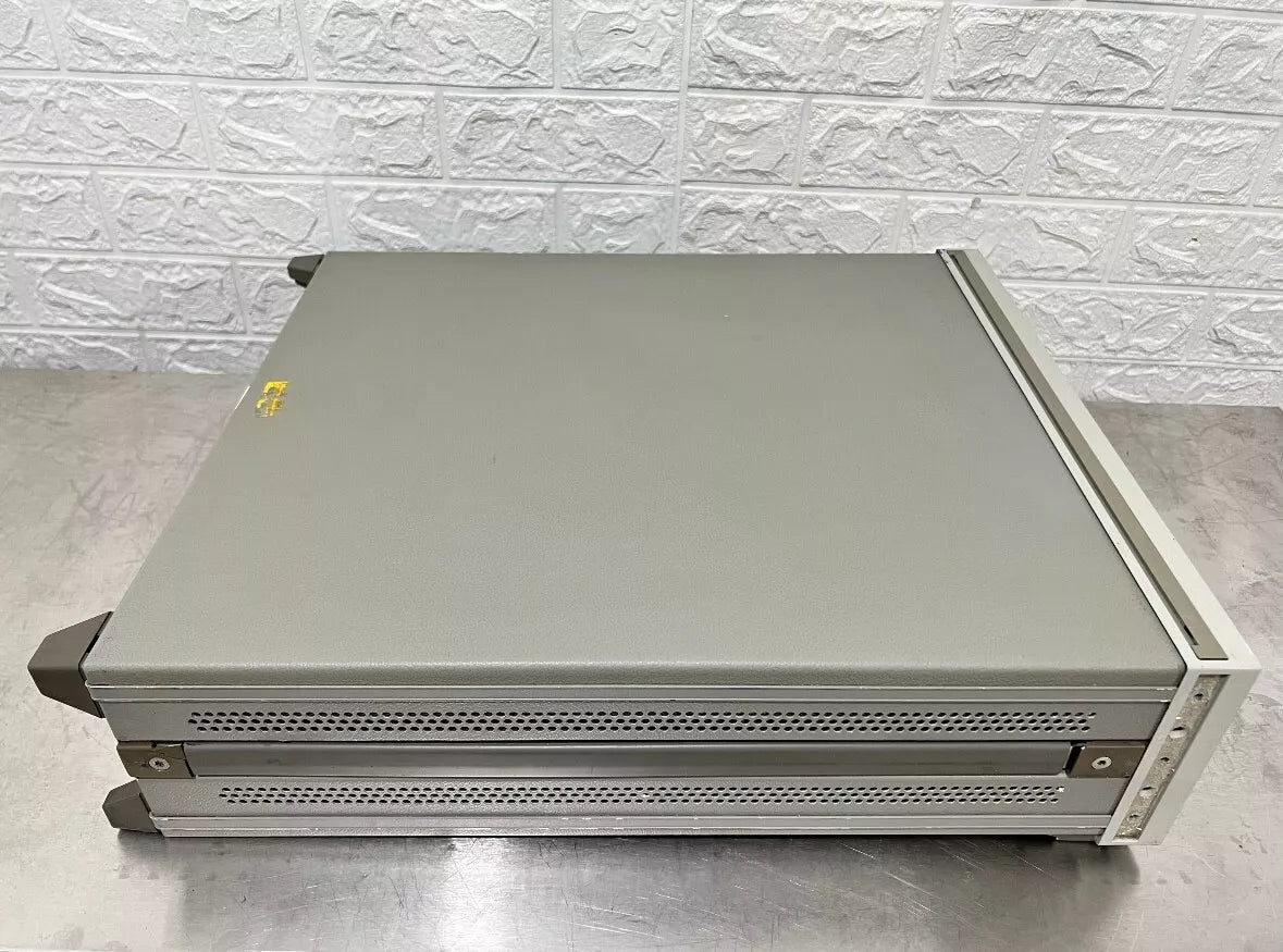 Used Agilent 83752B 1-20GHz Synthesized Sweeper