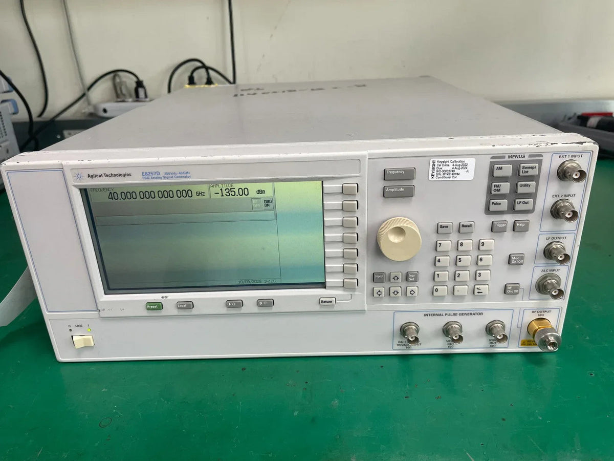 Agilent E8257D 250kHz-40GHz PSG Analog Signal Generator