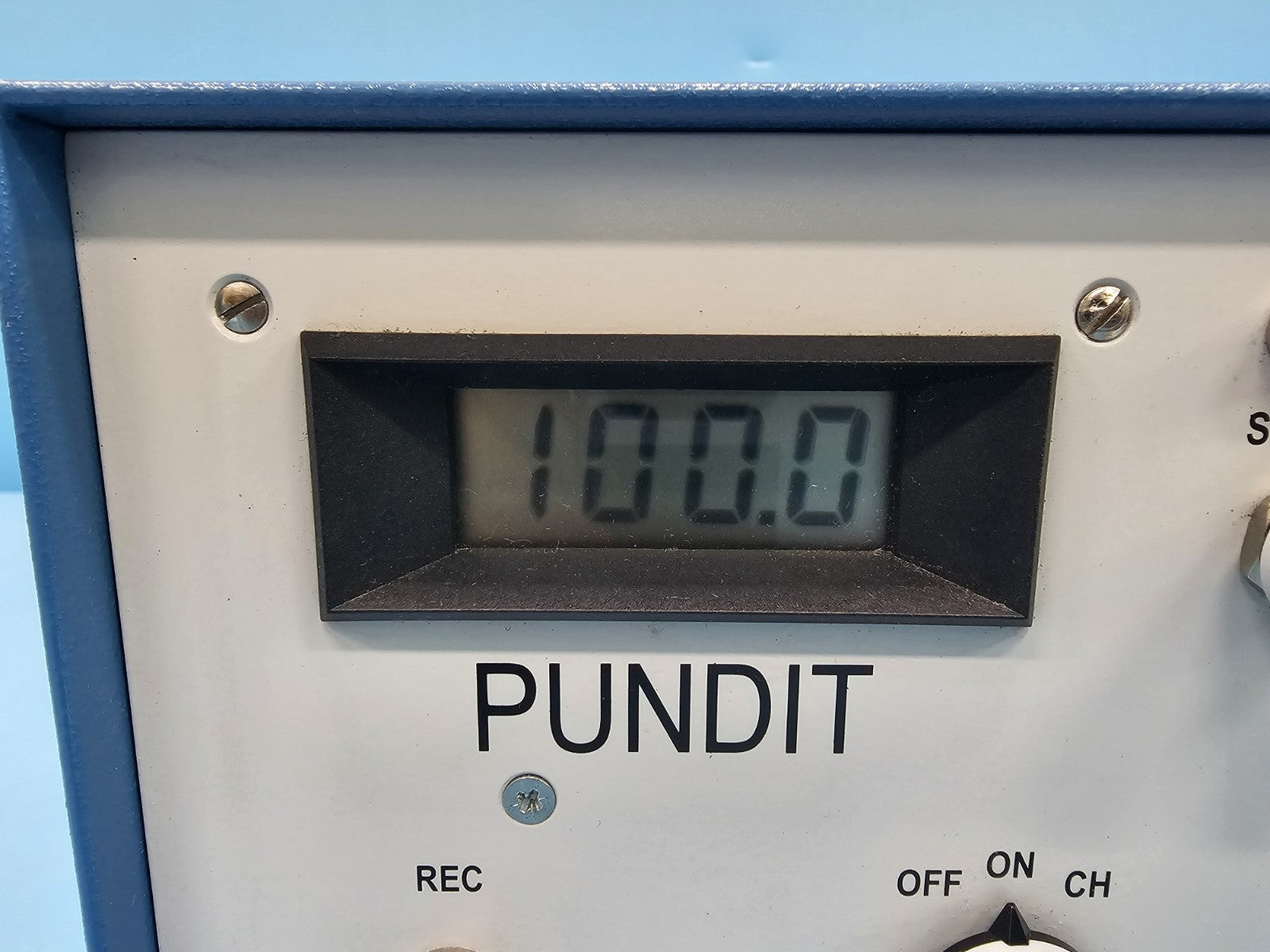 CNS Electronics PUNDIT Ultrasonic Meter