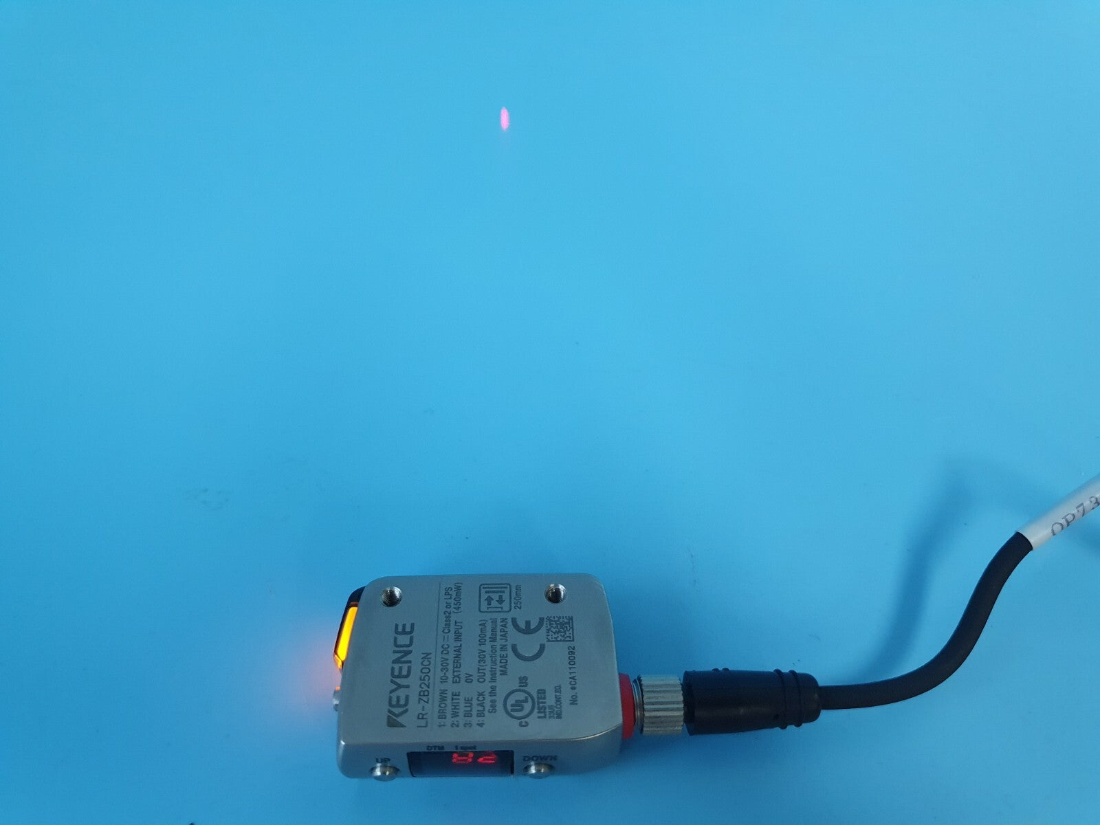 Keyence LR-ZB250CN Laser Sensor with Cable