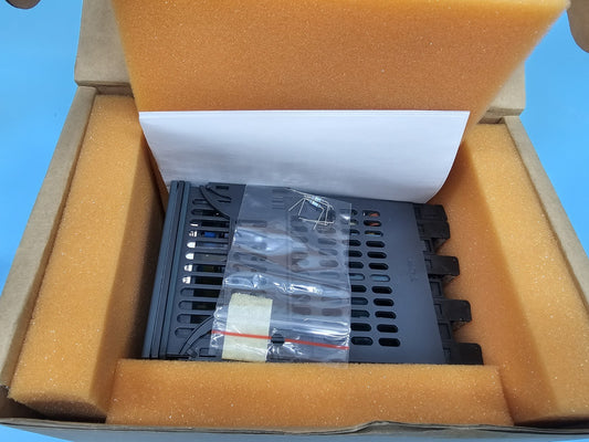 New Eurotherm 2704 Temperature Control Unit