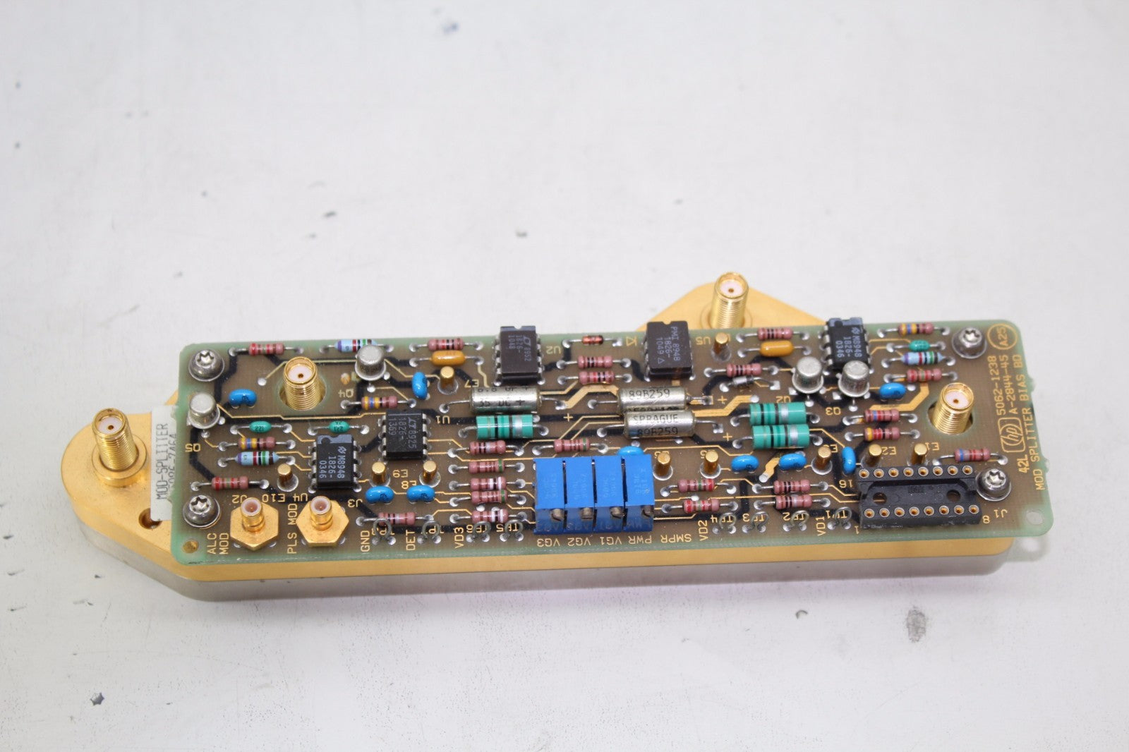 Agilent HP 83631A Signal Generator Mod Splitter Bias