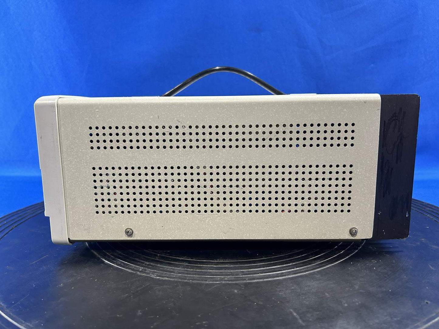 Leader 718-10D DC Power Supply