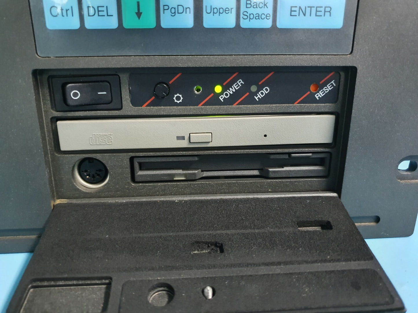 Advantech AWS-843HTP-T Panel PC Industrial Workstation