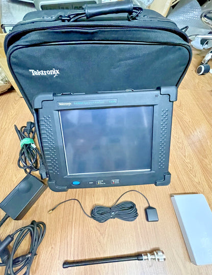Tektronix SA2600 6.2GHz Real-Time Spectrum Analyzer