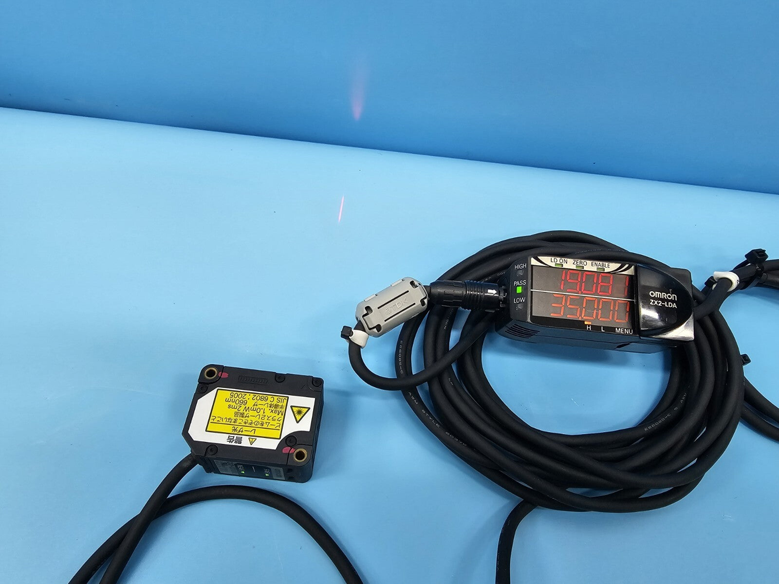 Omron ZX2-LDA11 Smart Sensor with Cable
