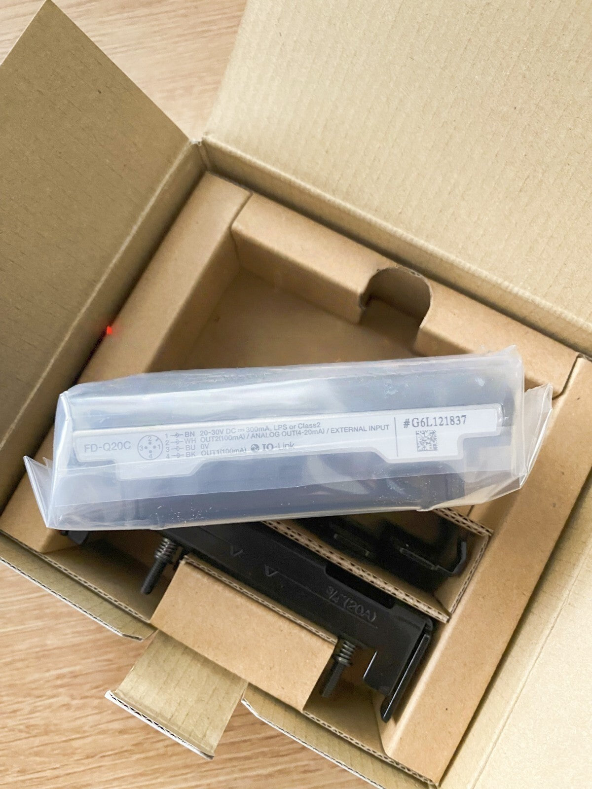 Keyence FD-Q20C Digital Clip-On Clamp Flow Sensor