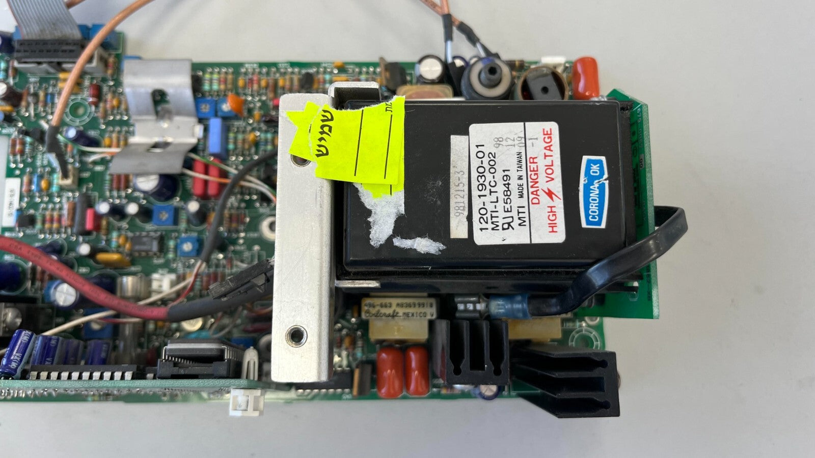 Agilent 678-1402-15 Power Supply