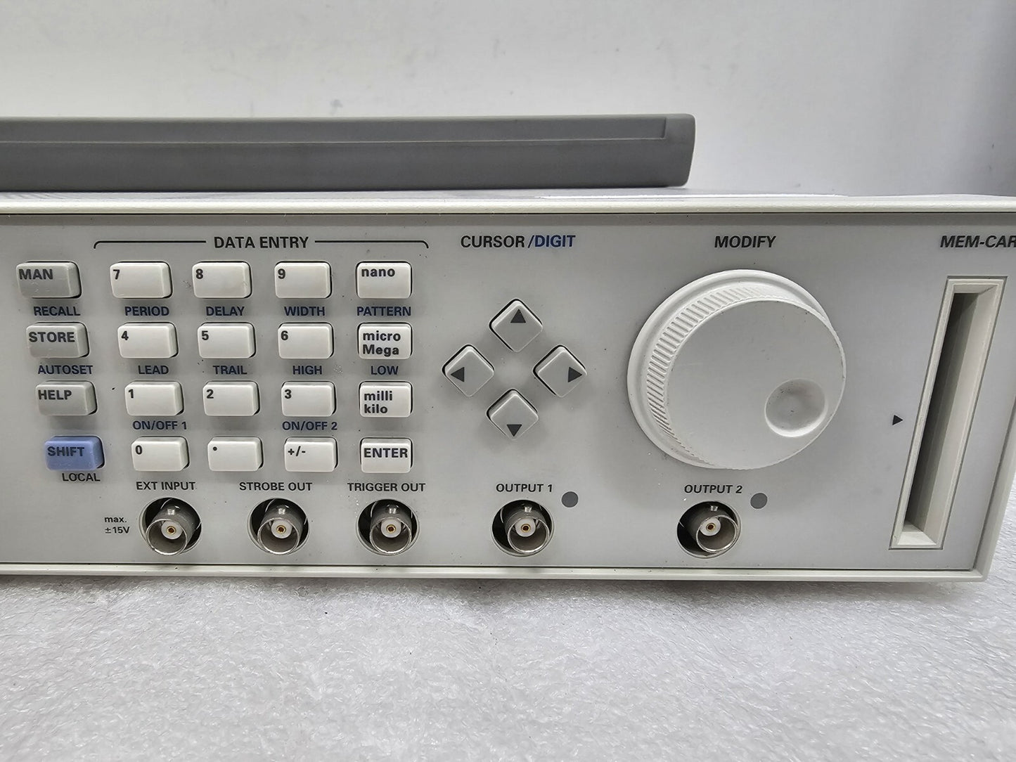 Agilent 81104A Pulse Pattern Generator