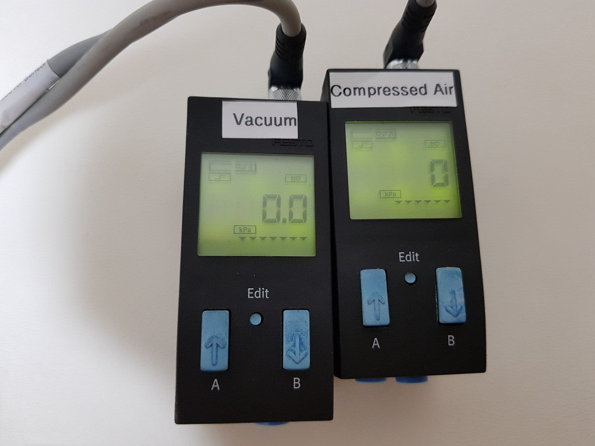 Festo SDE1-V1-G2-HQ4-C-P1-M8 Sensor
