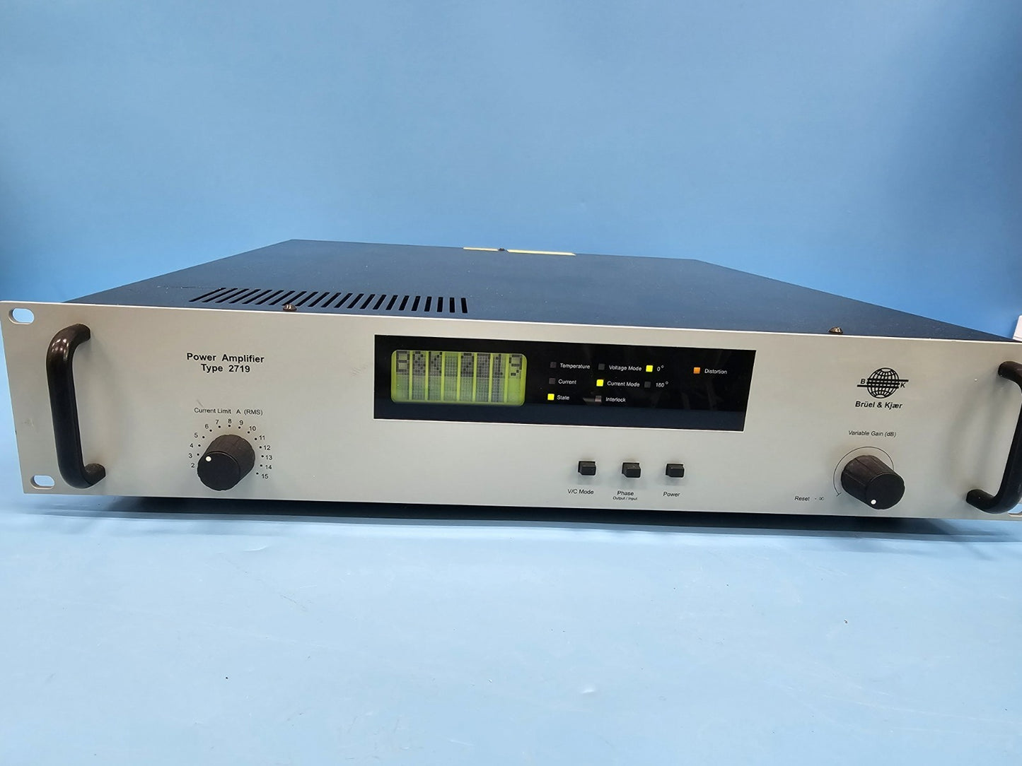 B&K Brüel Kjær 2719 Power Amplifier