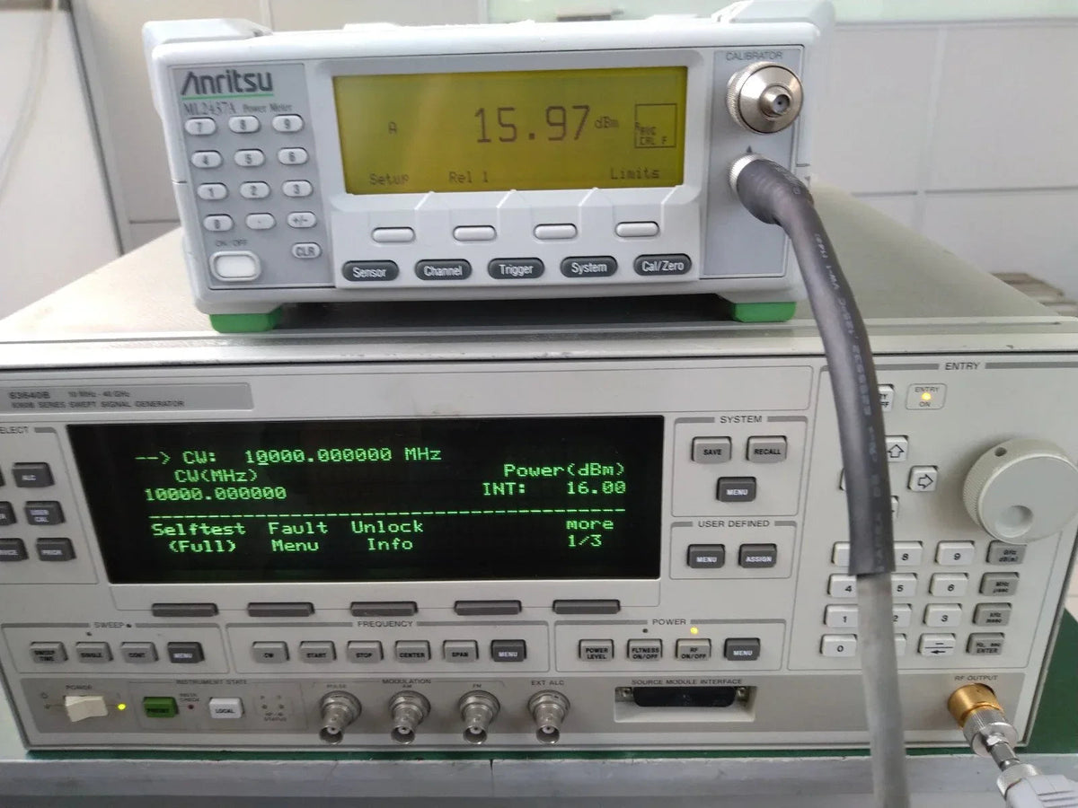 Agilent 83640B 10MHz-40GHz Synthesized Sweep Generator
