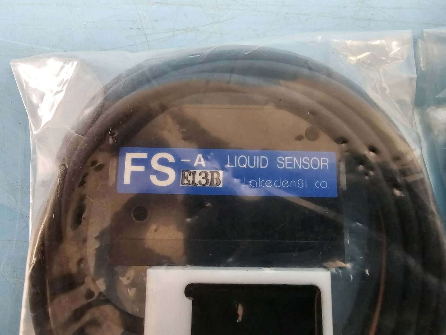 New Lakedensi FS-A E13B Liquid Sensor