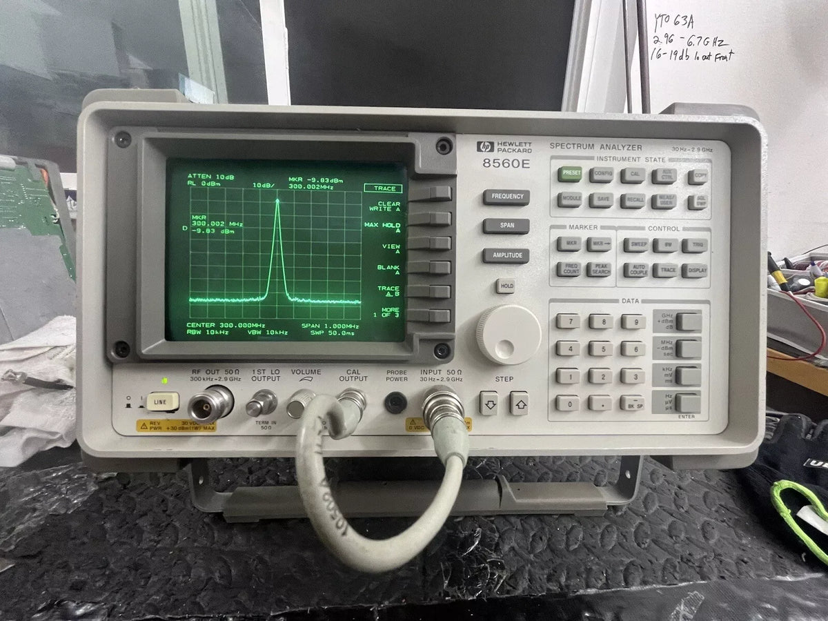 Agilent 8560E Spectrum Analyzer Tracking Generator