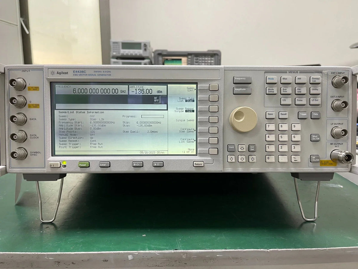 Agilent E4438C 6GHz Vector Signal Generator