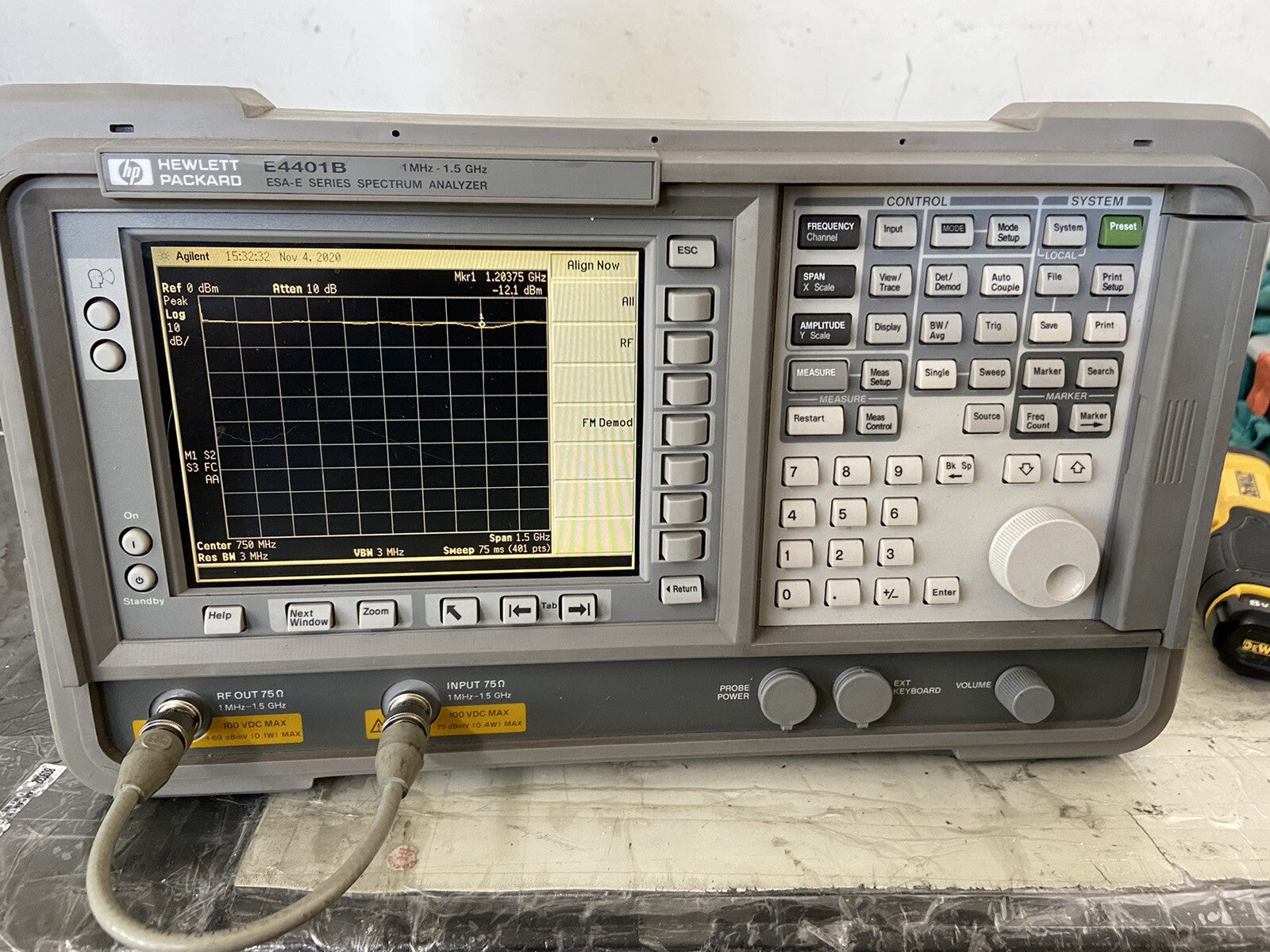 Agilent E4401b Spectrum Analyzer