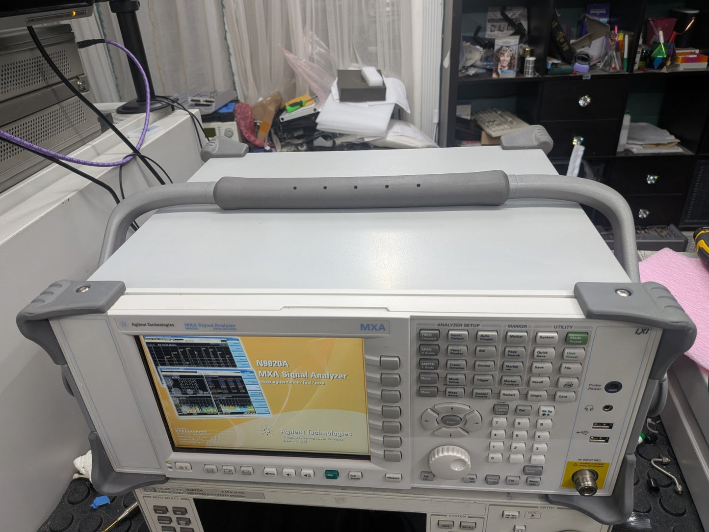 Agilent Keysight N9020A 26.5 GHz MXA Spectrum Analyzer
