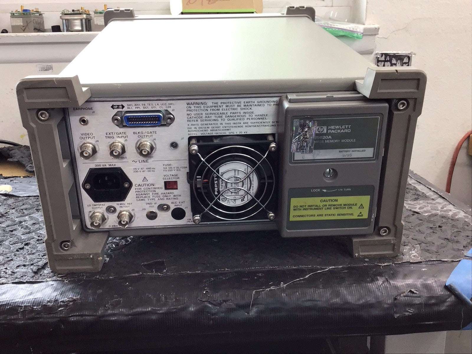 HP Agilent 8561E Spectrum Analyzer 20Hz-6.5GHz