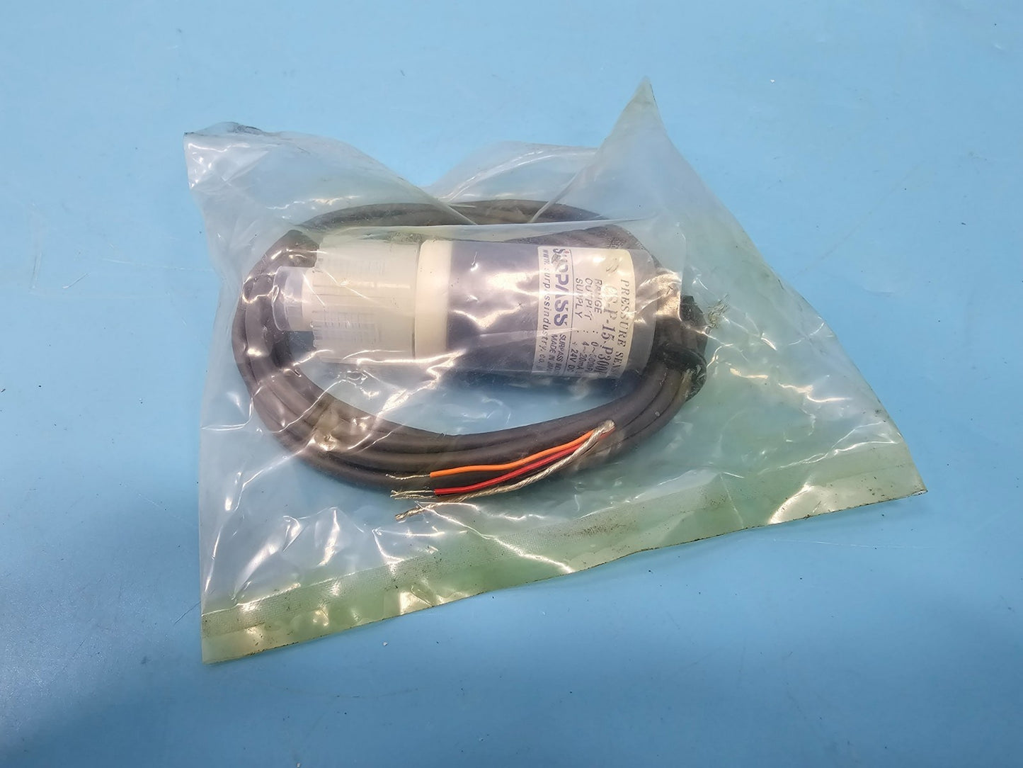 New SURPASS CS-P-15-P300P Pressure Sensor