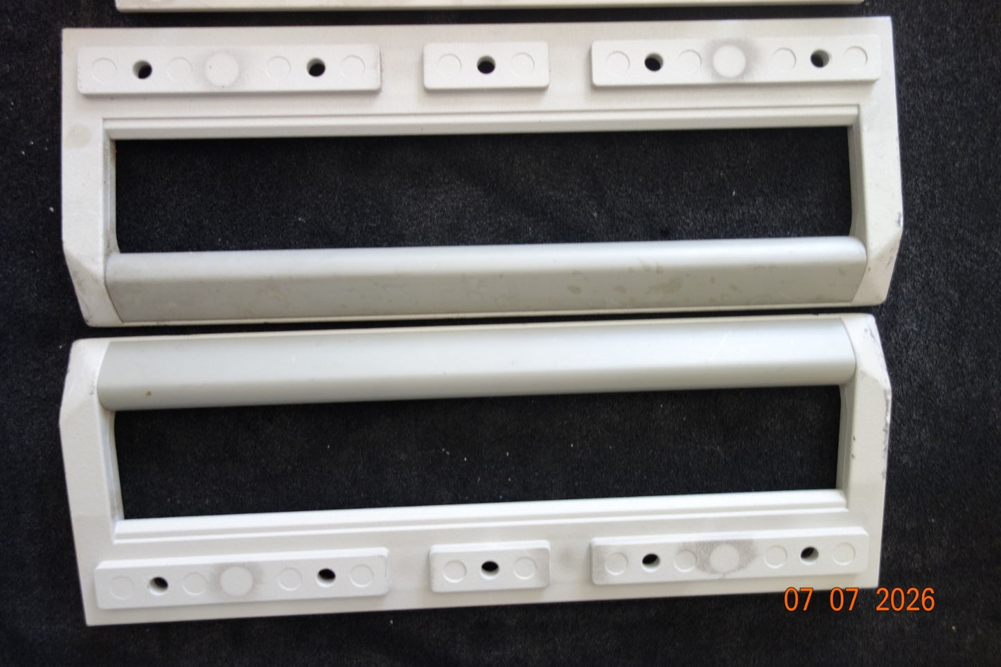 Keysight 1CP020A HP 221.5H Handles & Brackets