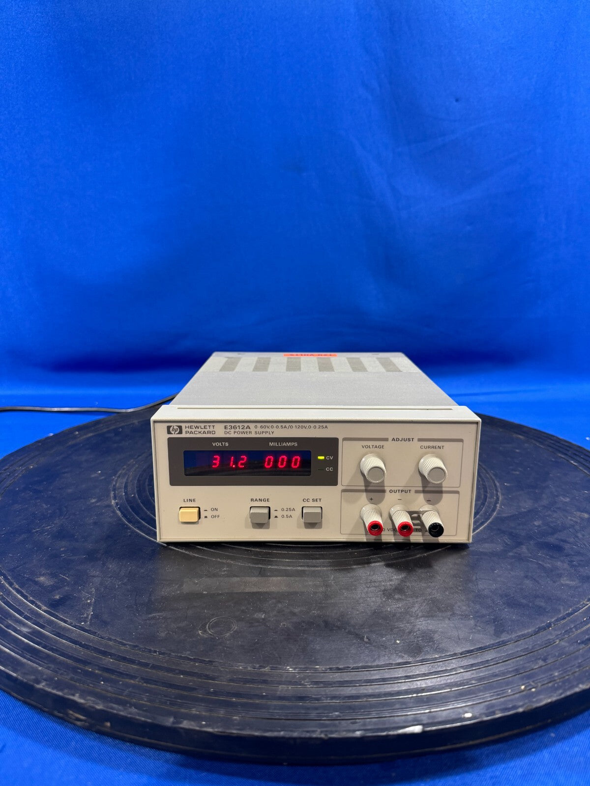 HP E3612A DC Power Supply
