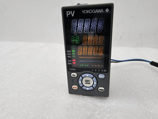 Yokogawa UT52A Temperature Controller S10