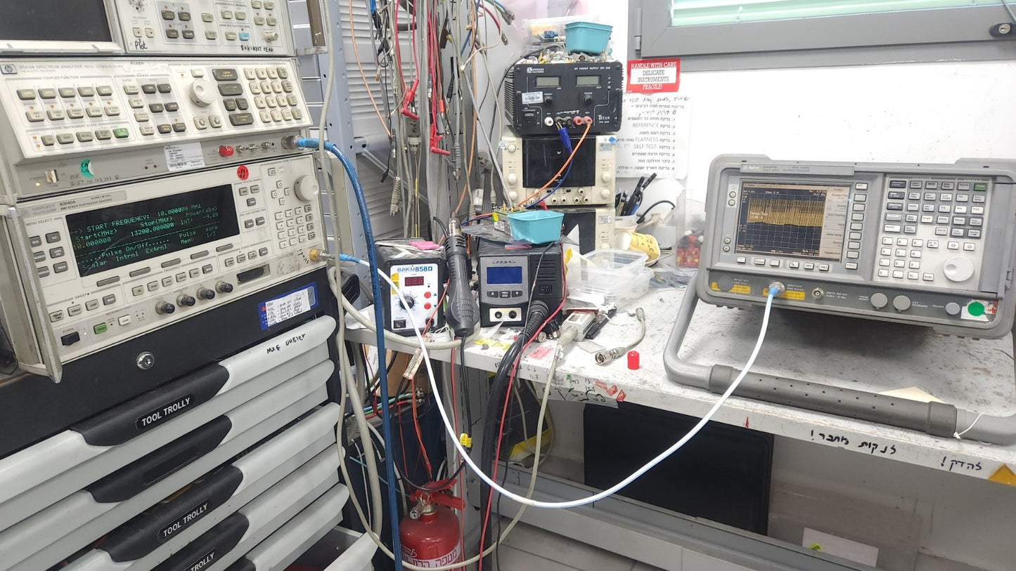 Agilent E4405B 9kHz-13.2GHz Spectrum Analyzer