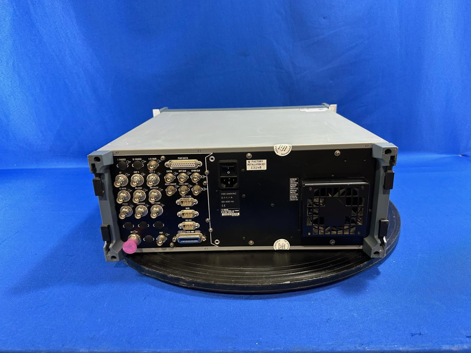 New Rohde & Schwarz SMIQ03B RF Generator Options B11/B19/B20