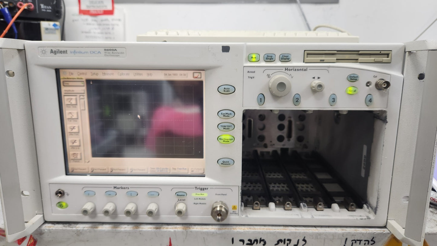 Agilent 86100A Infiniium DCA Wide-Bandwidth Oscilloscope