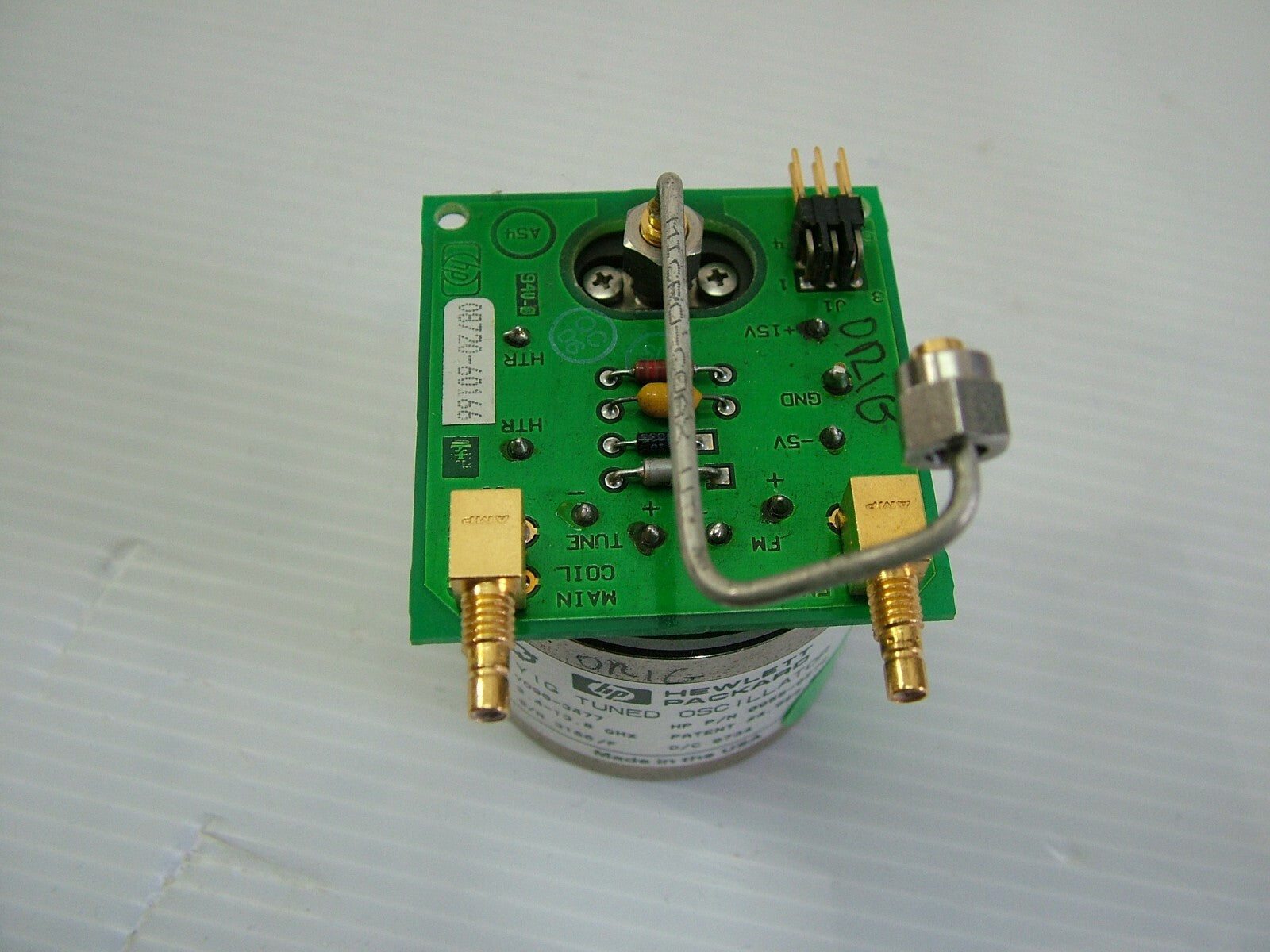 HP 0955-0579 YIG Oscillator 2.4-13.8GHz 8719D