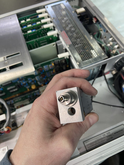 Wiltron Anritsu 6640B-10 Sweep Generator 26.5-40 GHz