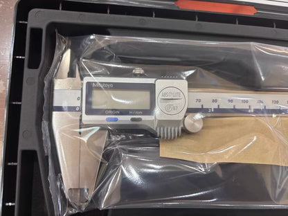 New Mitutoyo 500-753-20 Digital Vernier Caliper