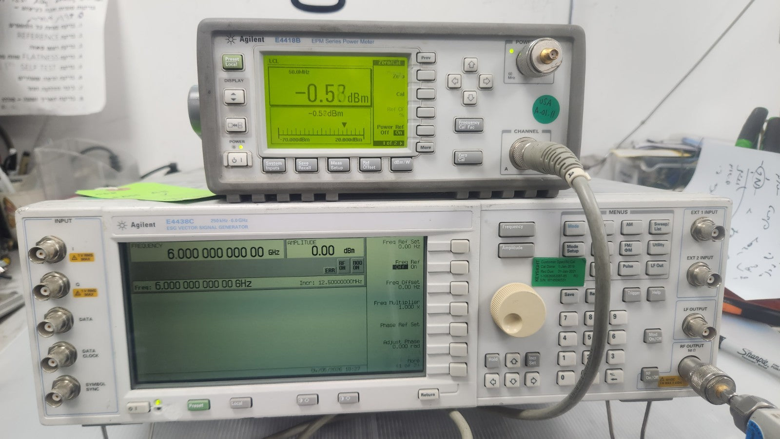 Agilent E4438C Vector Signal Generator 250kHz-6GHz