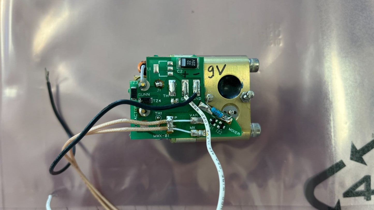 Gunn Oscillator WR90 10.48GHz MD87105-M05