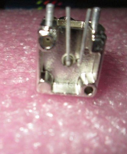 RF Connector BNC Jack Right Angle Keysight 1250-1842