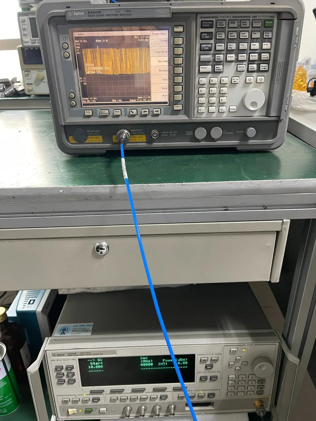 Agilent E4405B 9kHz-13.5GHz Spectrum Analyzer