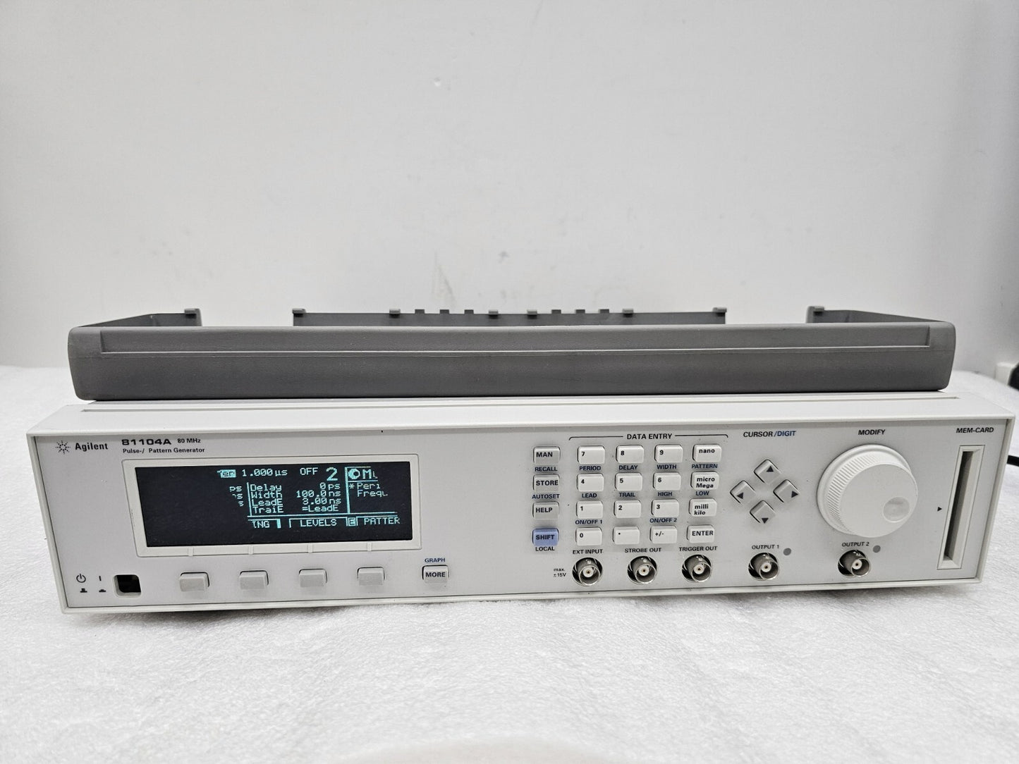 Agilent 81104A Pulse Pattern Generator
