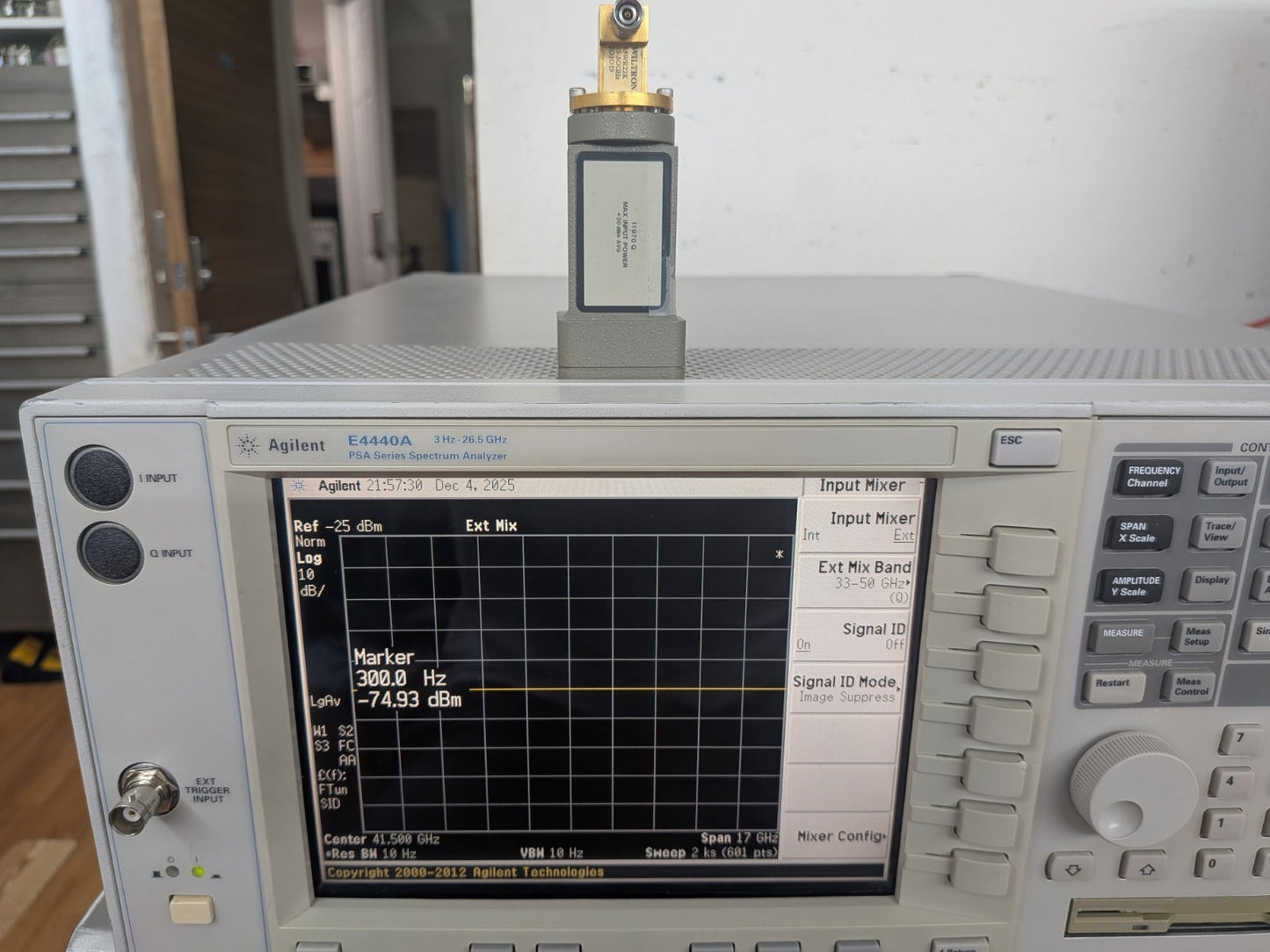 PSA Agilent E4440A Spectrum Analyzer 27GHz Phase Noise