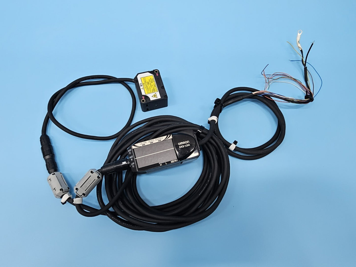 Omron ZX2-LDA11 Smart Sensor with Cable