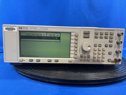 HP Agilent E4424B ESG-AP 2GHz Signal Generator