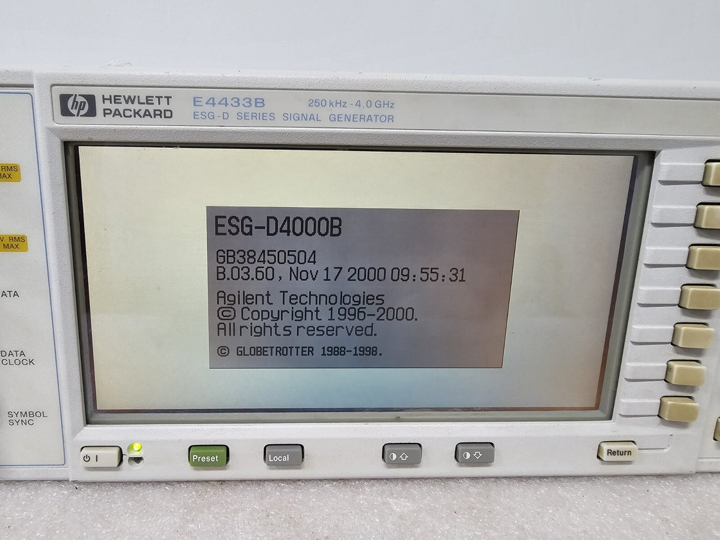 HP E4433B 250kHz-4.0GHz ESG-D Series Signal Generator