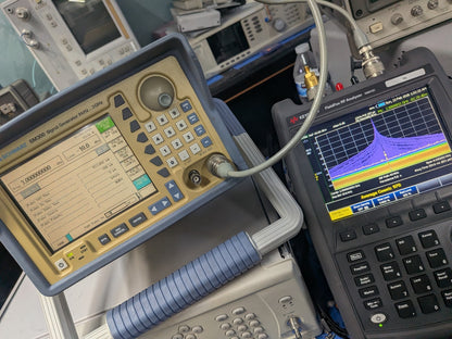 Rohde & Schwarz SM300 Signal Generator DC-3GHz Portable