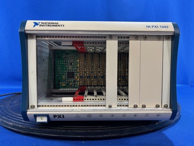 National Instruments NI PXI-1042 Chassis