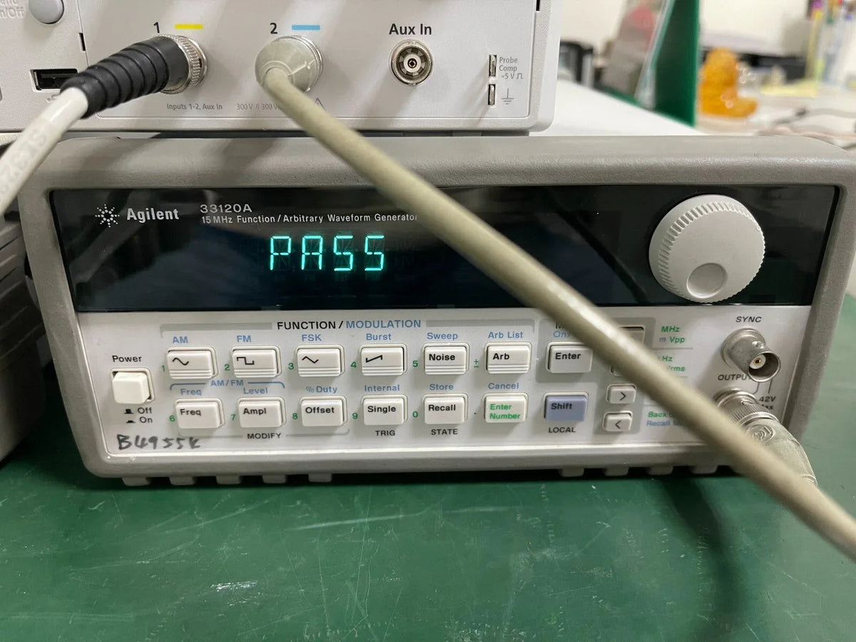 Agilent 33120A 15MHz Function & Arbitrary Waveform Generator