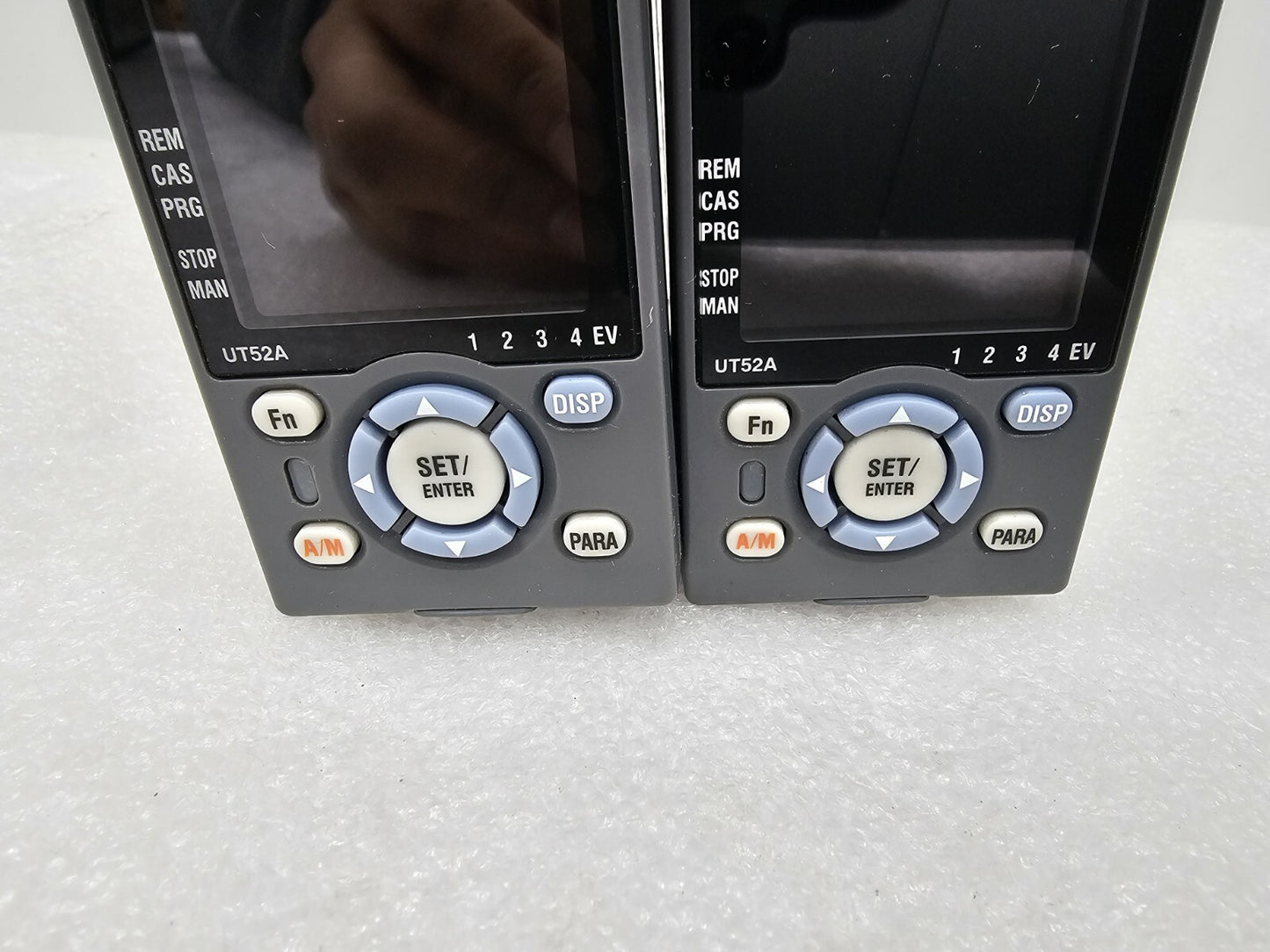 Yokogawa UT52A Temperature Controller S10