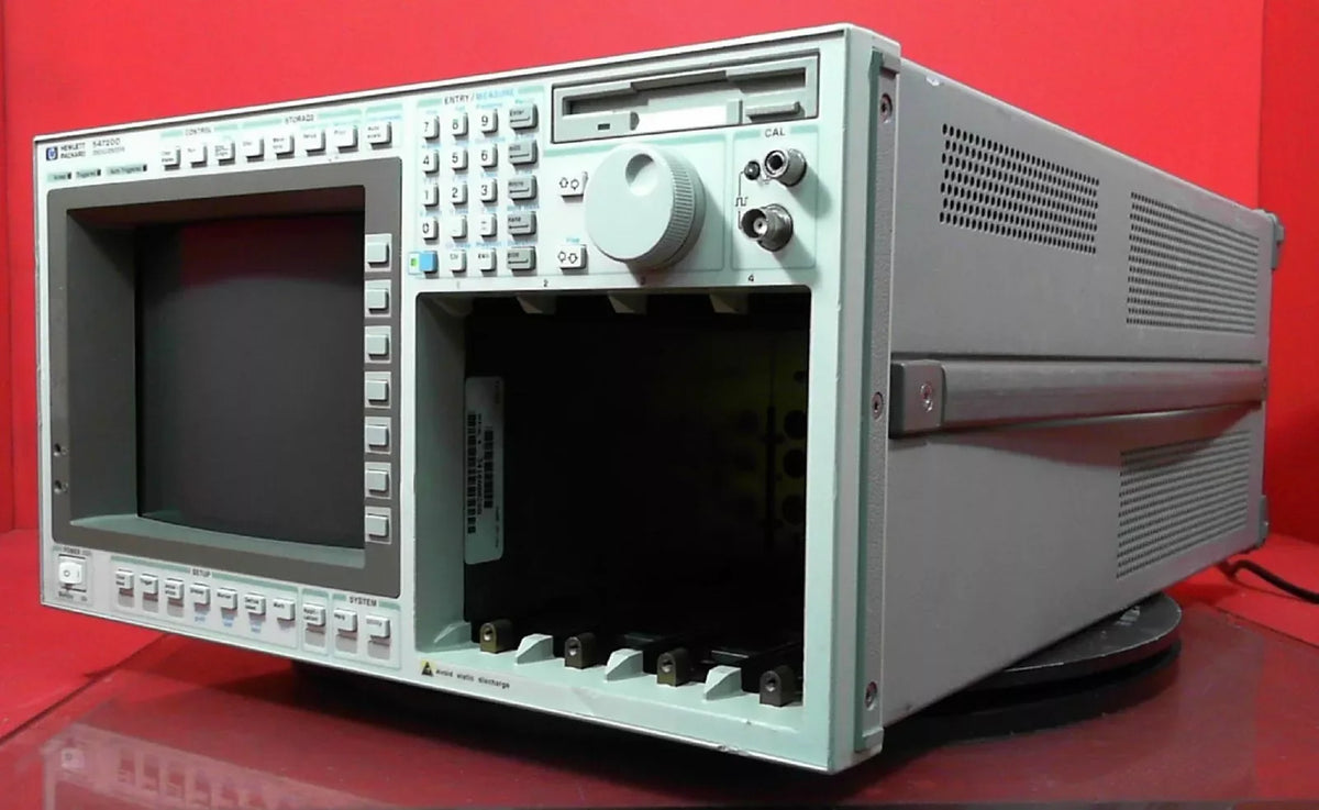 Agilent 54720D Digitizing Oscilloscope Mainframe