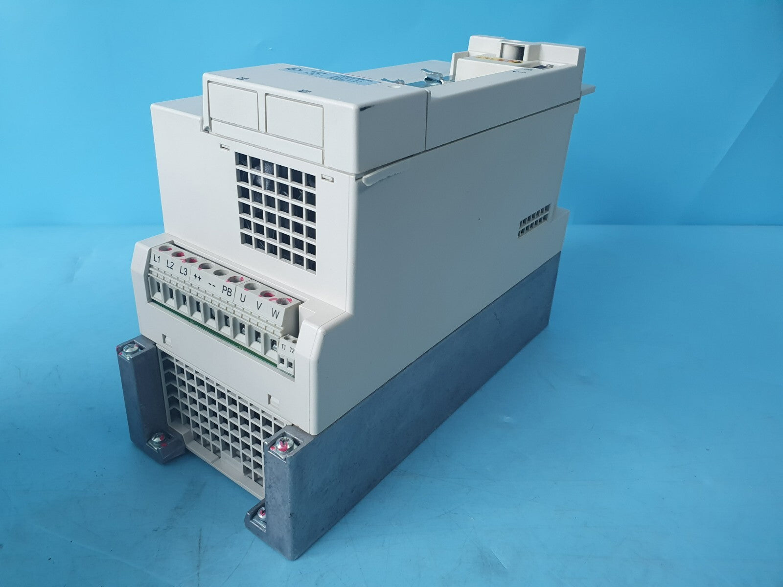 KEB Combivert 15.F5.C1E-ALC3 Inverter