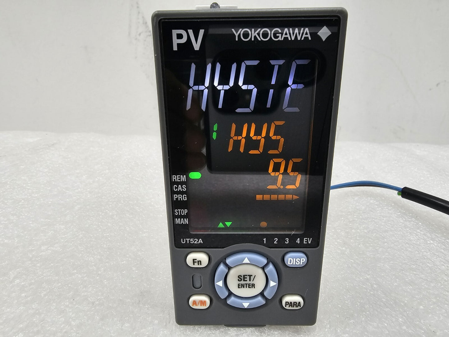 Yokogawa UT52A Temperature Controller S10