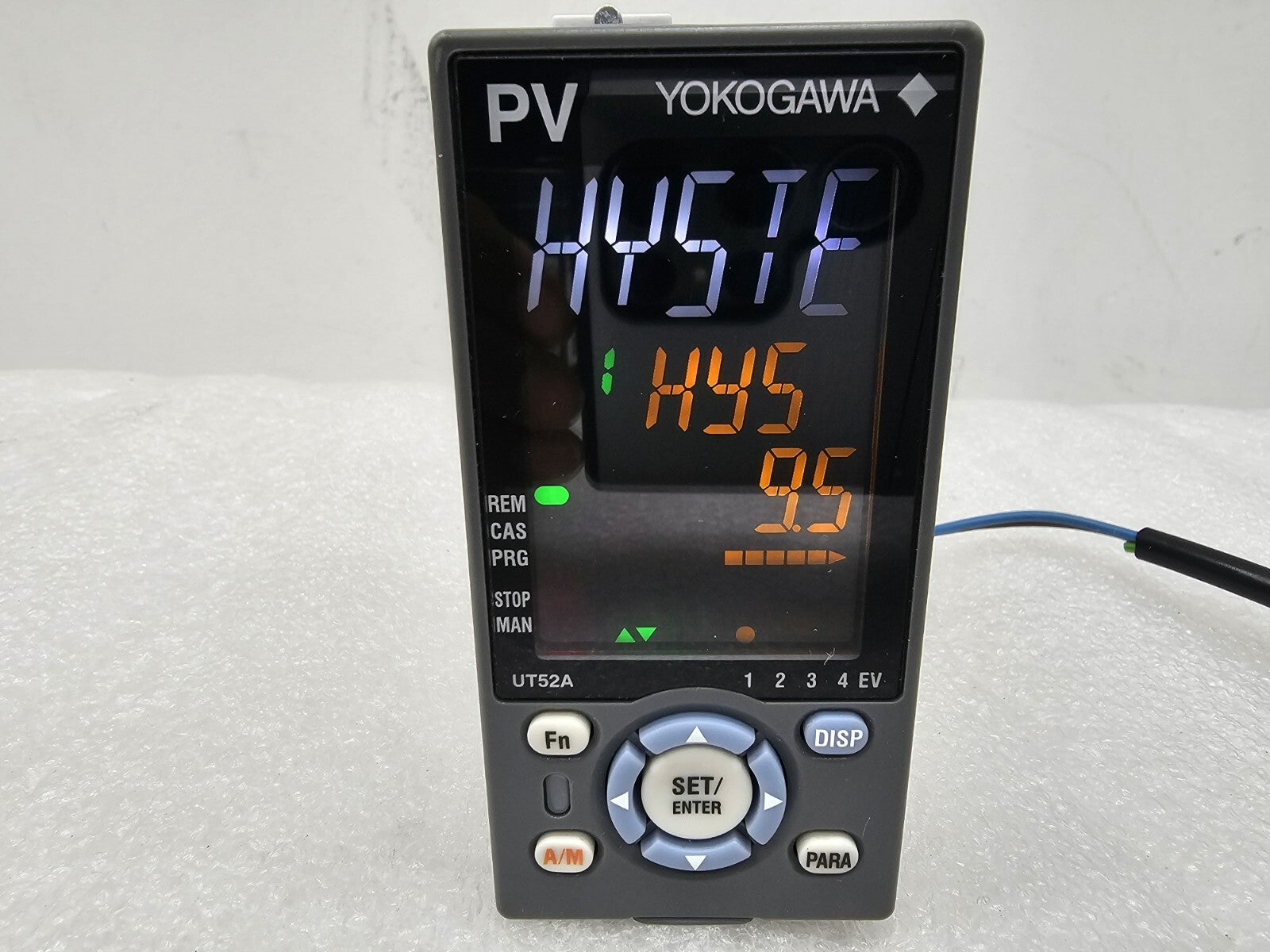 Yokogawa UT52A Temperature Controller S10